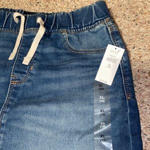 NWT Gap girls denim jean skirt sz XL (12) cute!